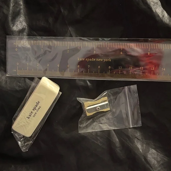 kate spade White Floral Cosmetic Pouch with Red, Pink & Blue Flowers - Picture 4 of 4